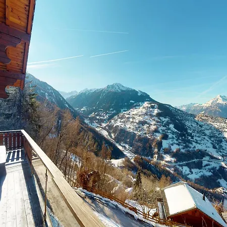 Chalet In With Swimming Pool Veysonnaz